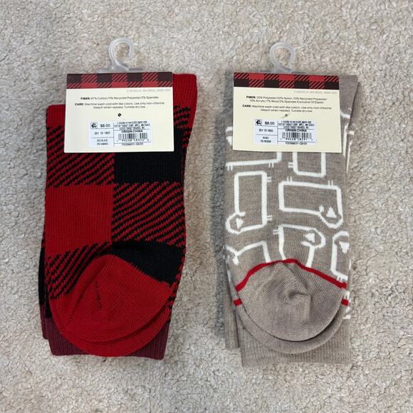 NWT Woolrich x Target 2 Pairs of Crew Socks Buffalo Check Khaki Sheep Size S/M - Picture 2 of 2